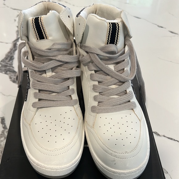 Women’s Shu Shop high tops. Size 8.5 - Picture 2 of 5